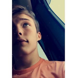 Meet your Posher, Thomas